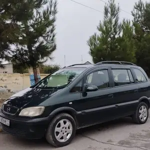 Opel Zafira, 2000