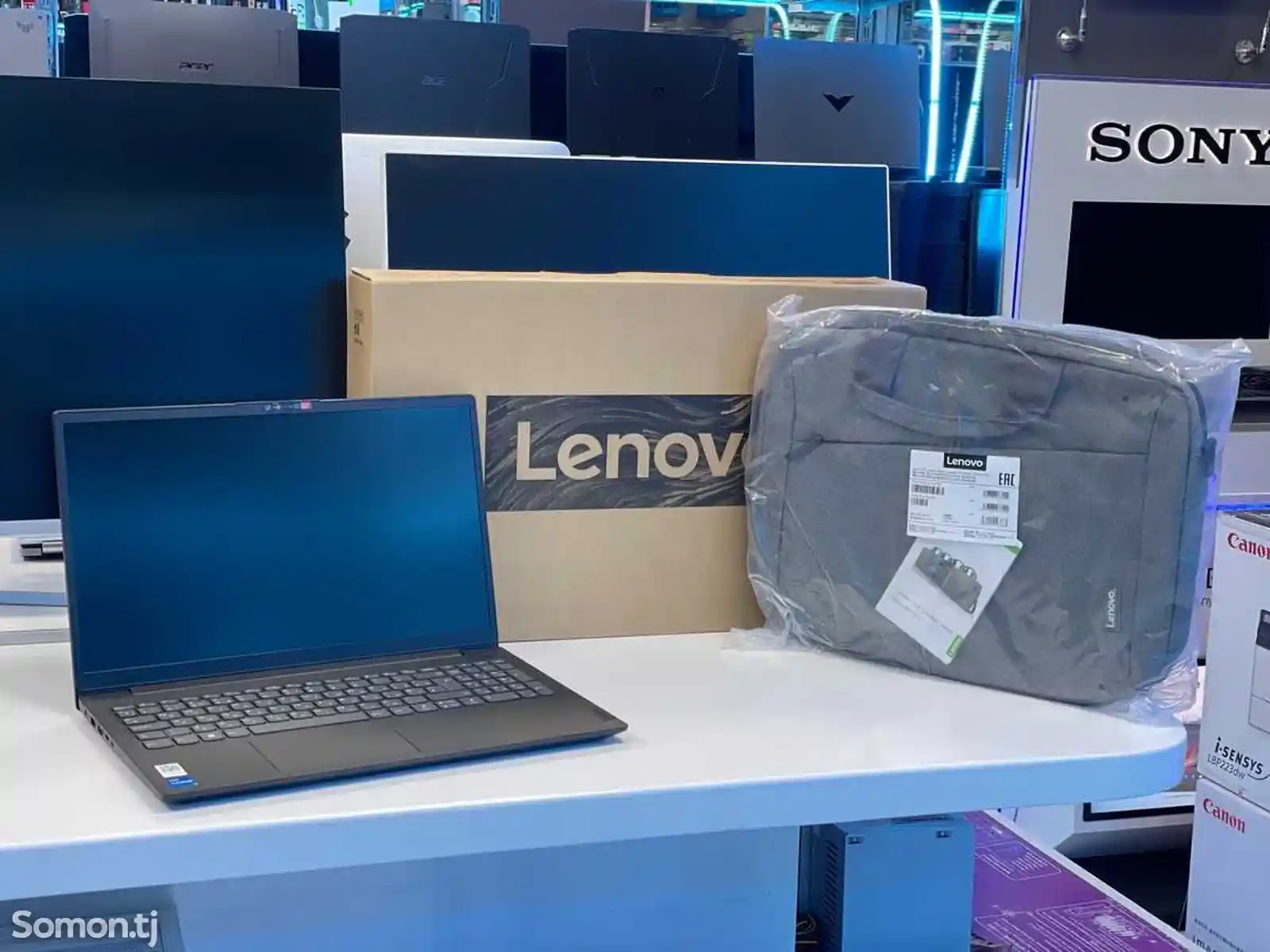 Ноутбук Lenovo Core i3-1115G4 с сумкой-1