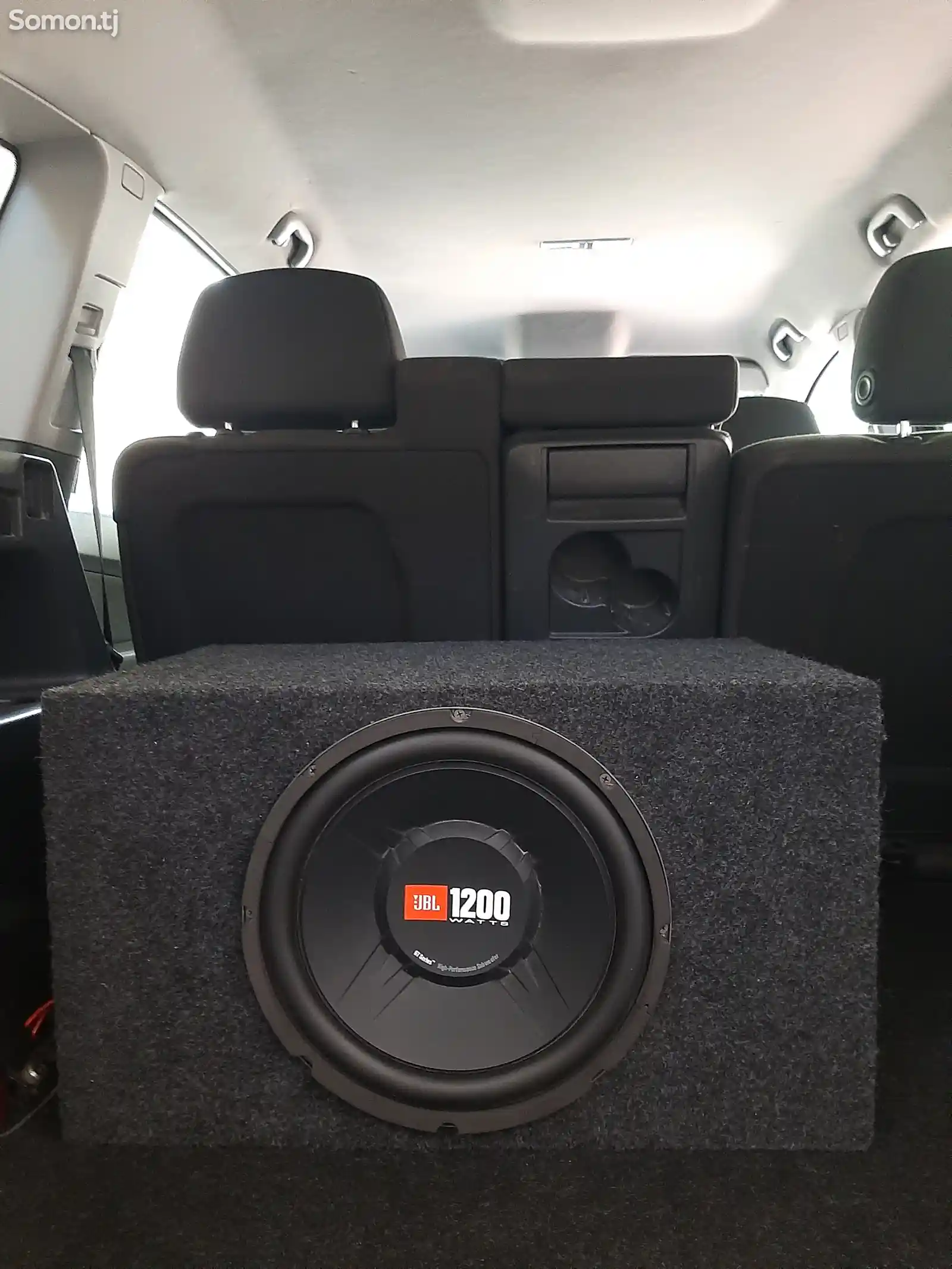 Сабвуфер JBL 1200 watt-1