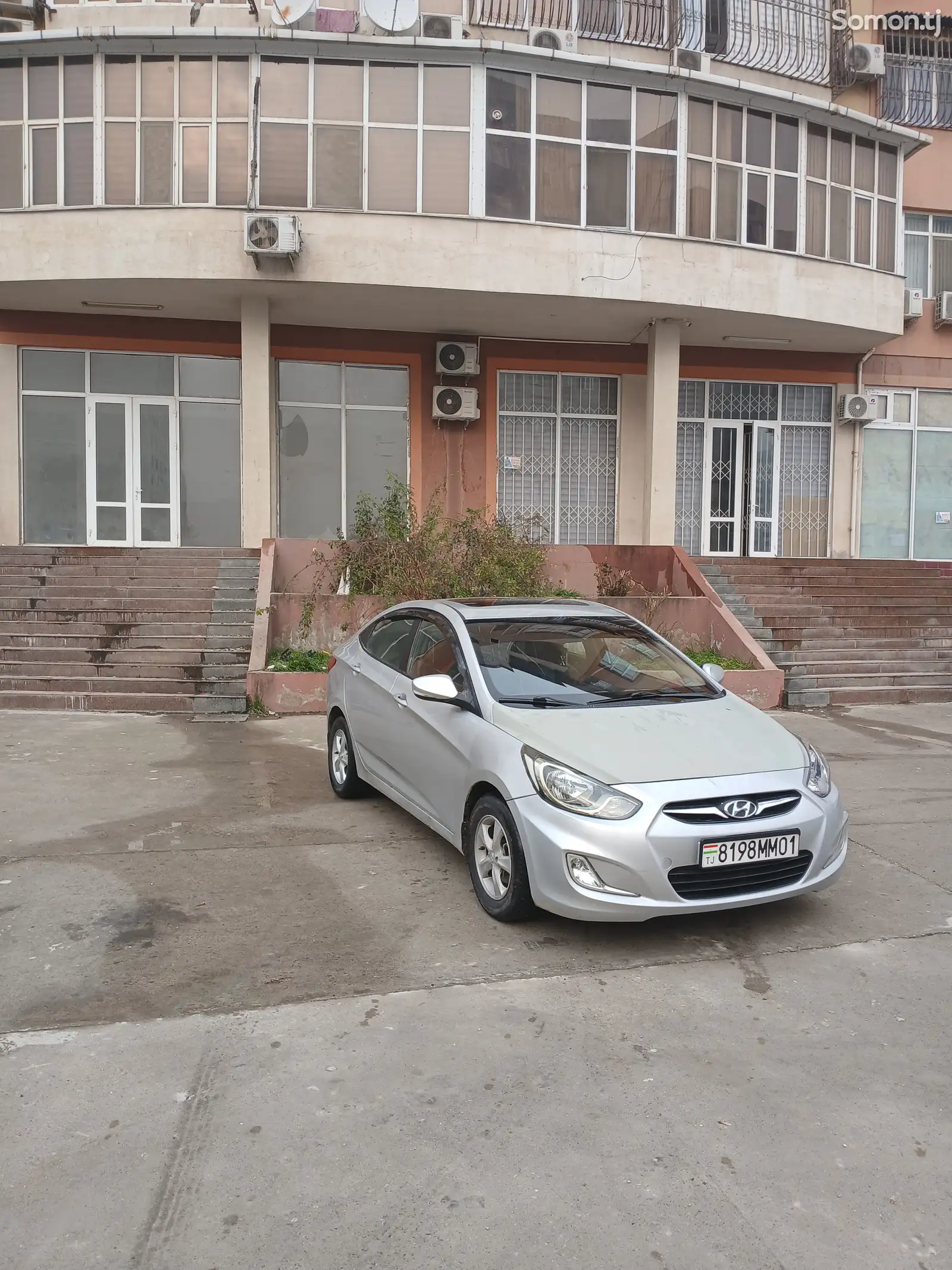 Hyundai Accent, 2011-1