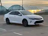 Toyota Camry, 2015-4