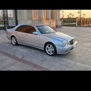 Mercedes-Benz E class, 2000