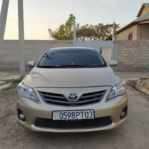 Toyota Corolla, 2011