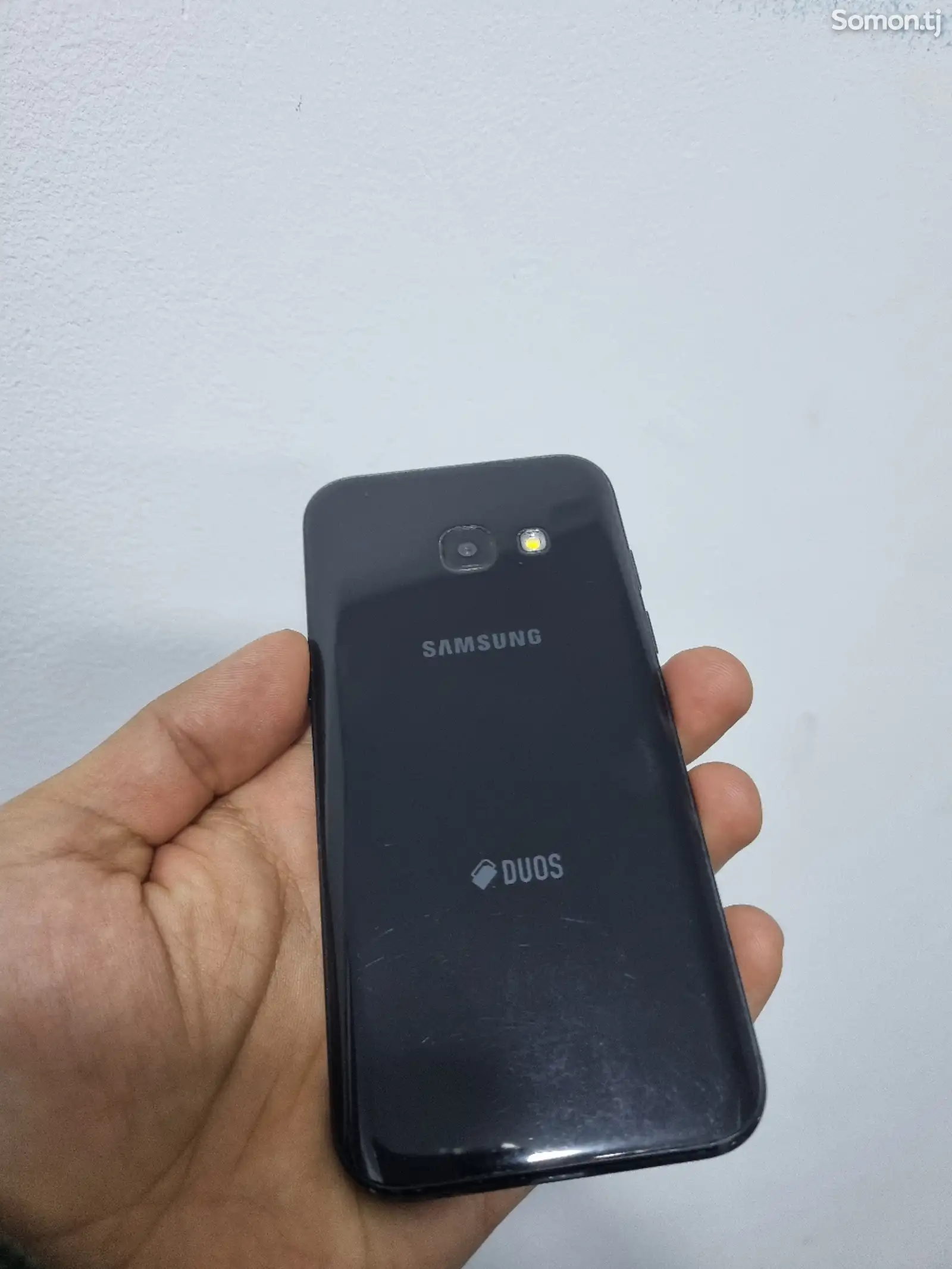 Samsung Galaxy A3 Dous-1