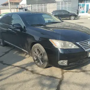 Lexus ES series, 2011