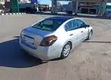 Nissan Altima, 2009-4