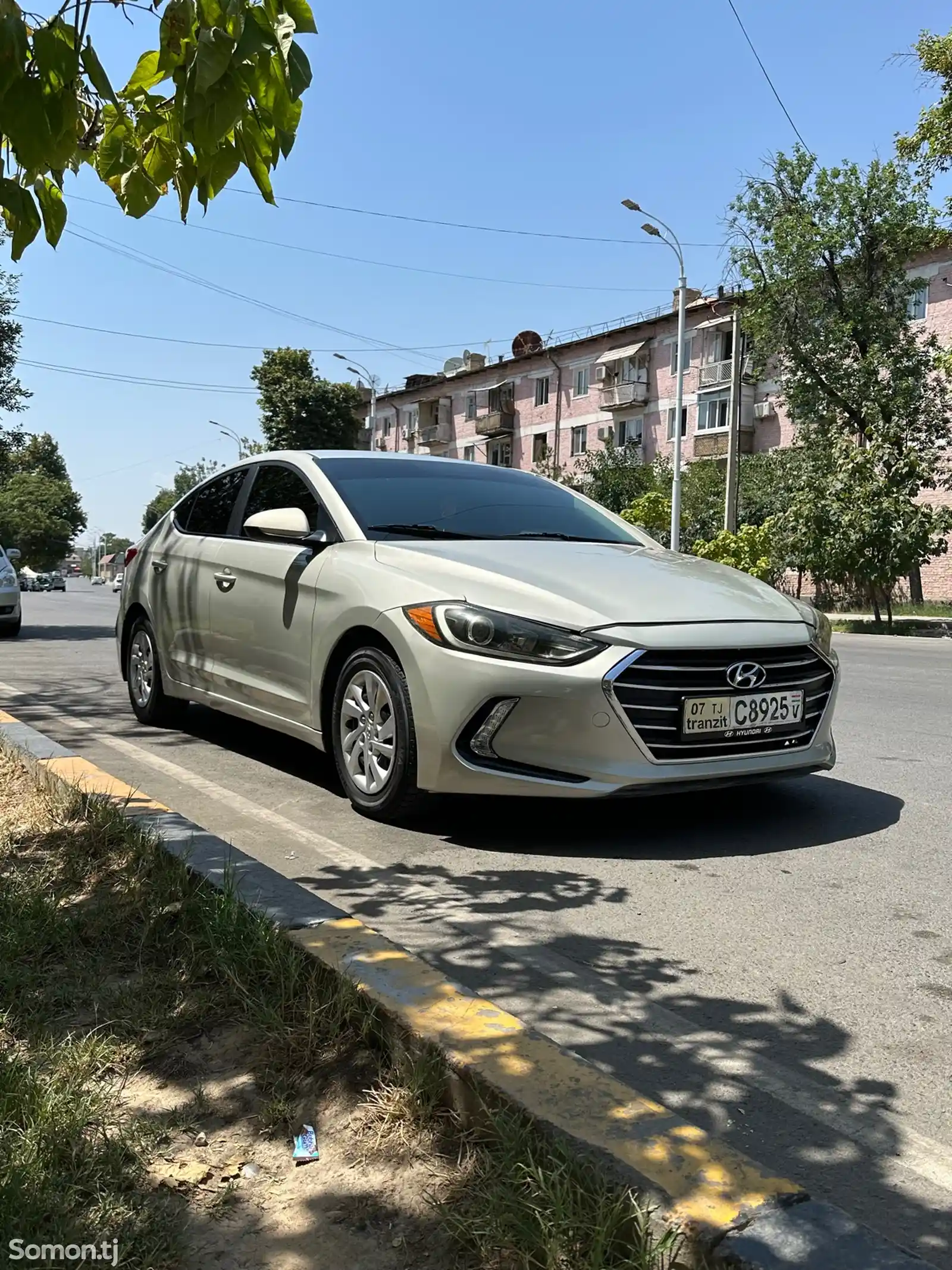 Hyundai Elantra, 2017-1