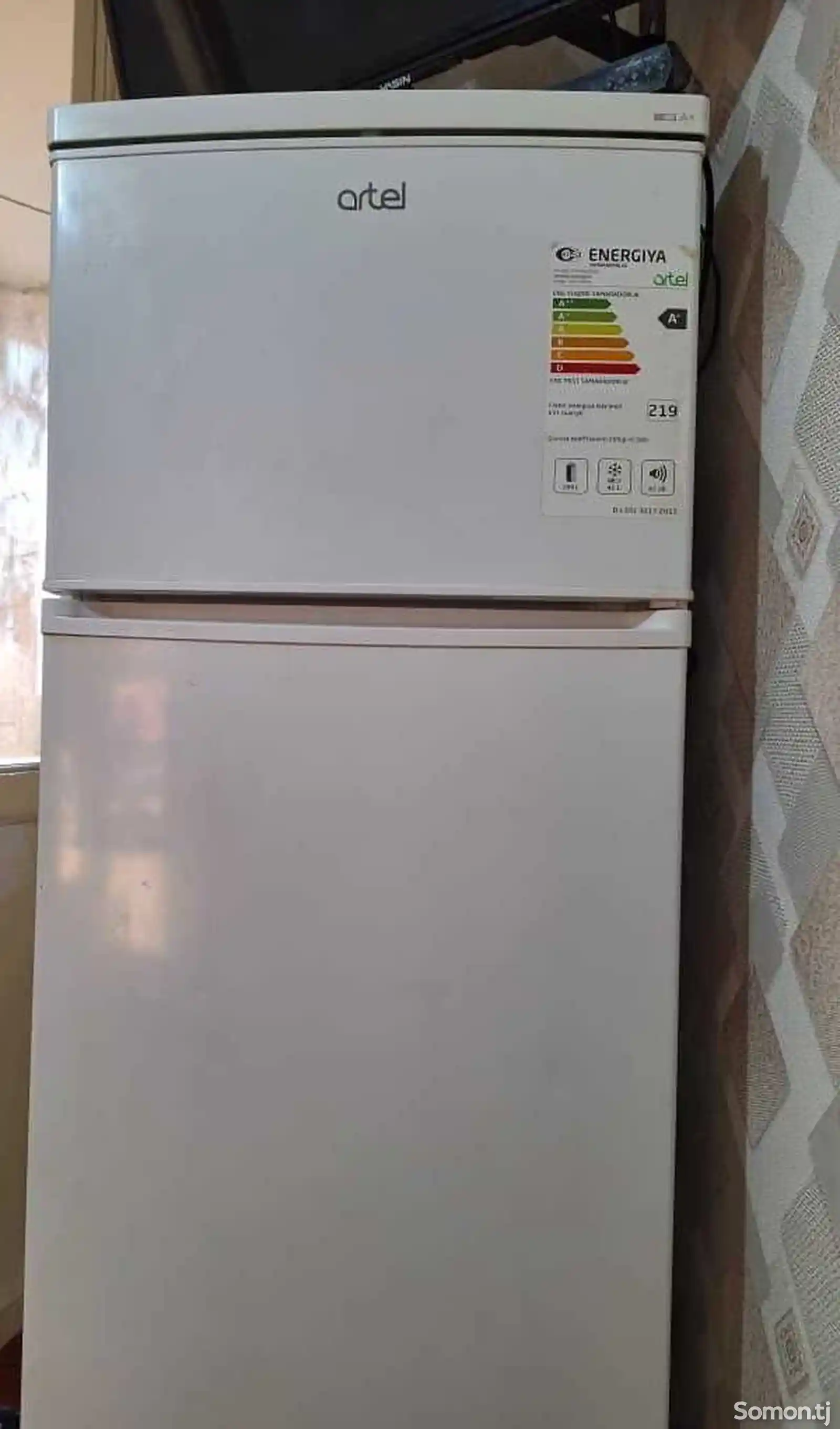 Холодильник Artel HD 276FN-2