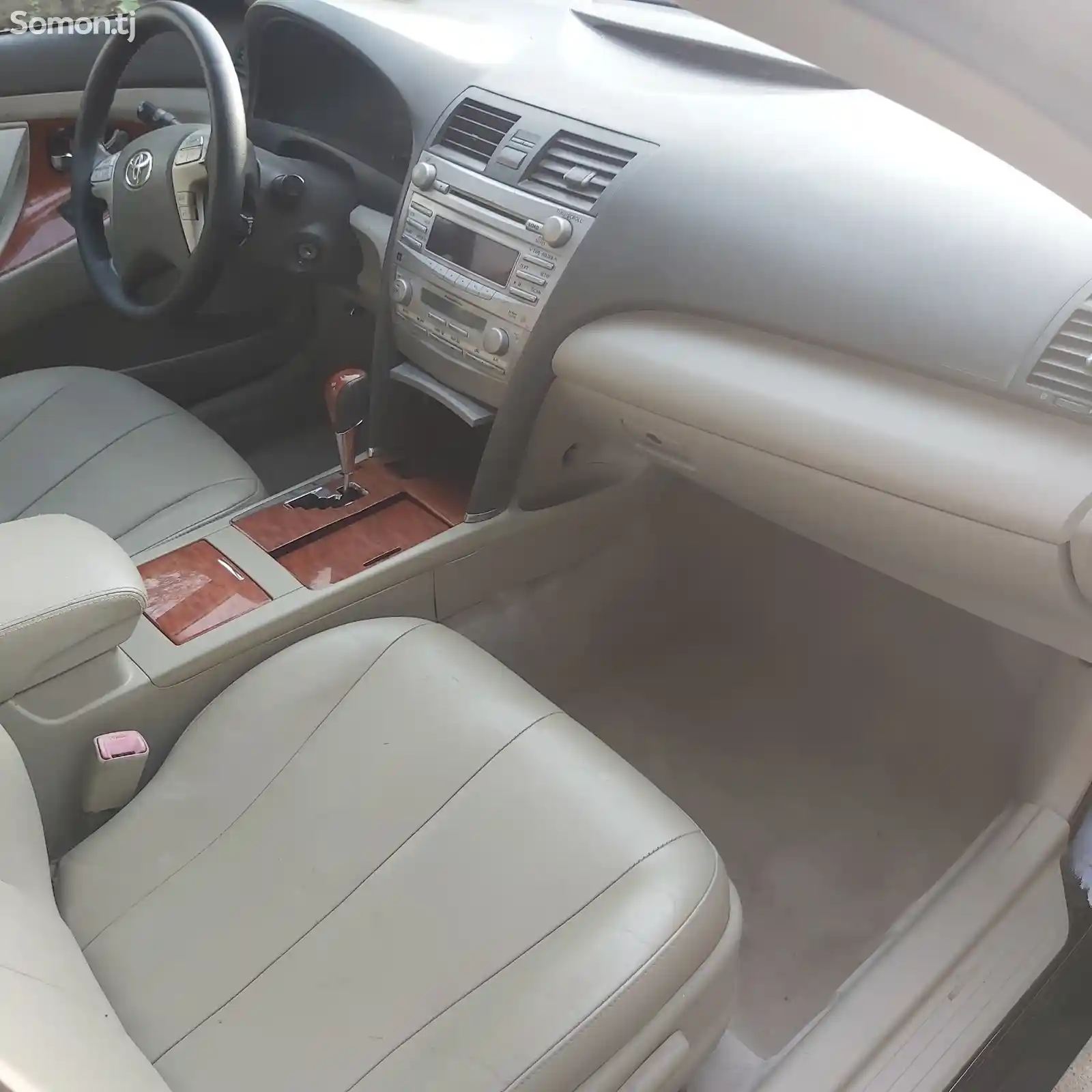 Toyota Camry, 2011-6