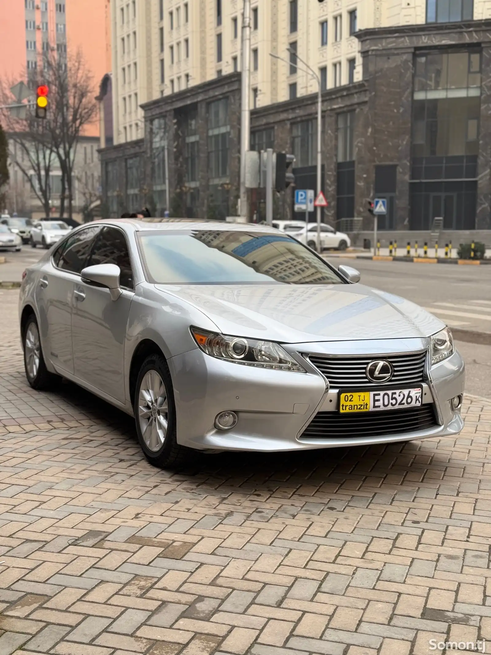 Lexus ES series, 2013-1