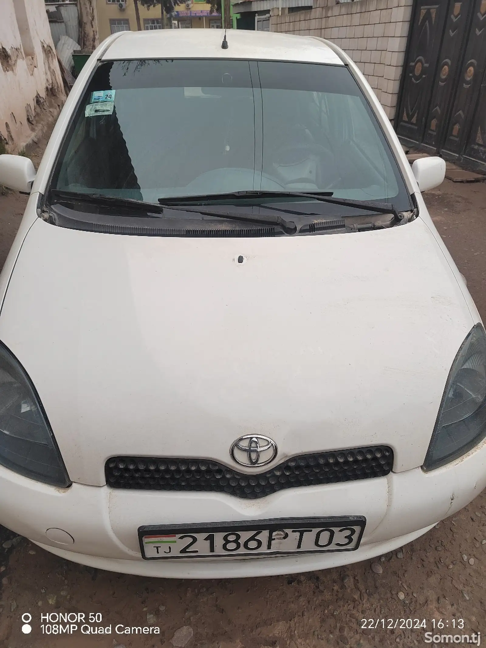 Toyota Vitz, 2002-1