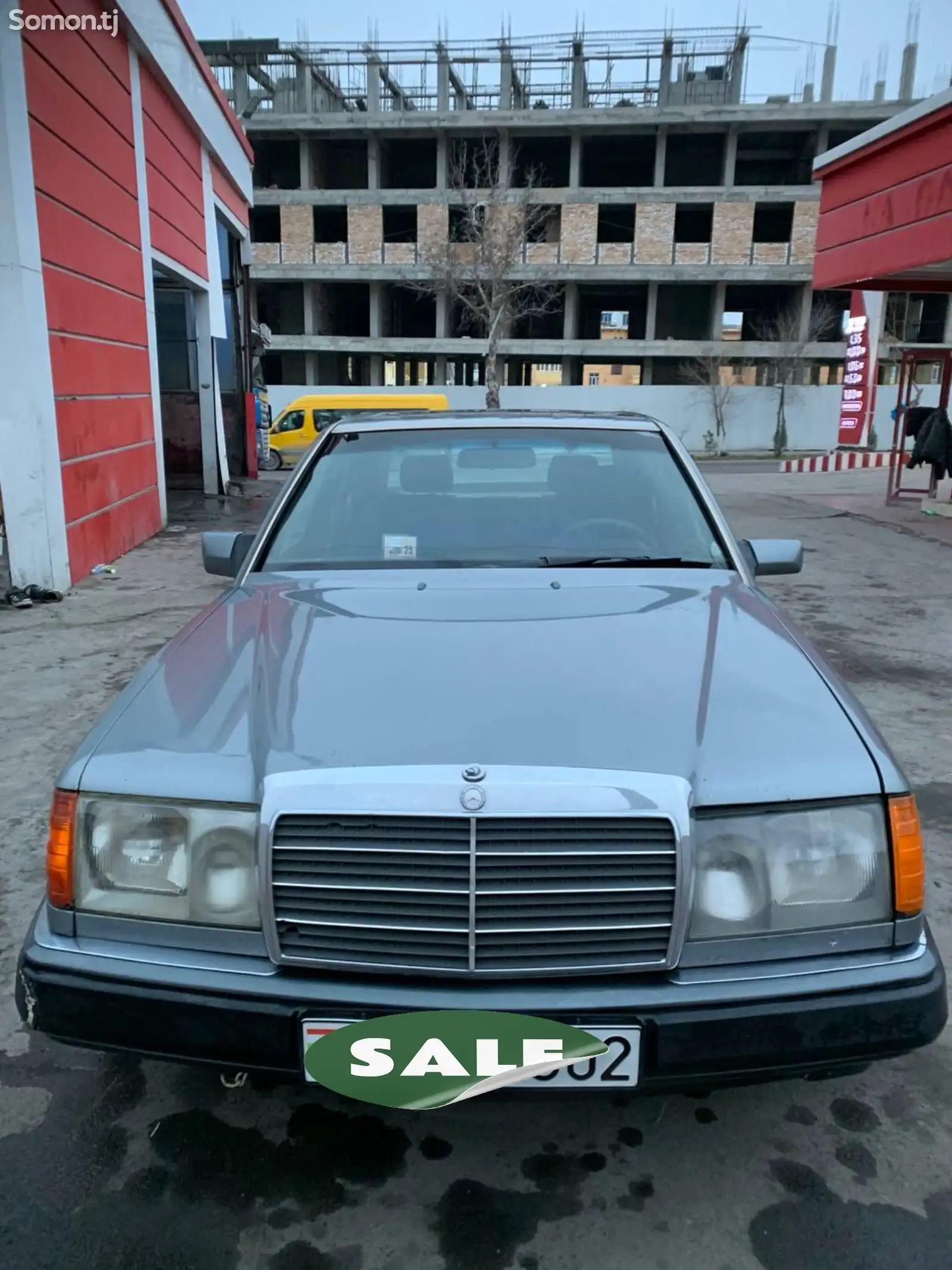 Mercedes-Benz W124, 1990-1