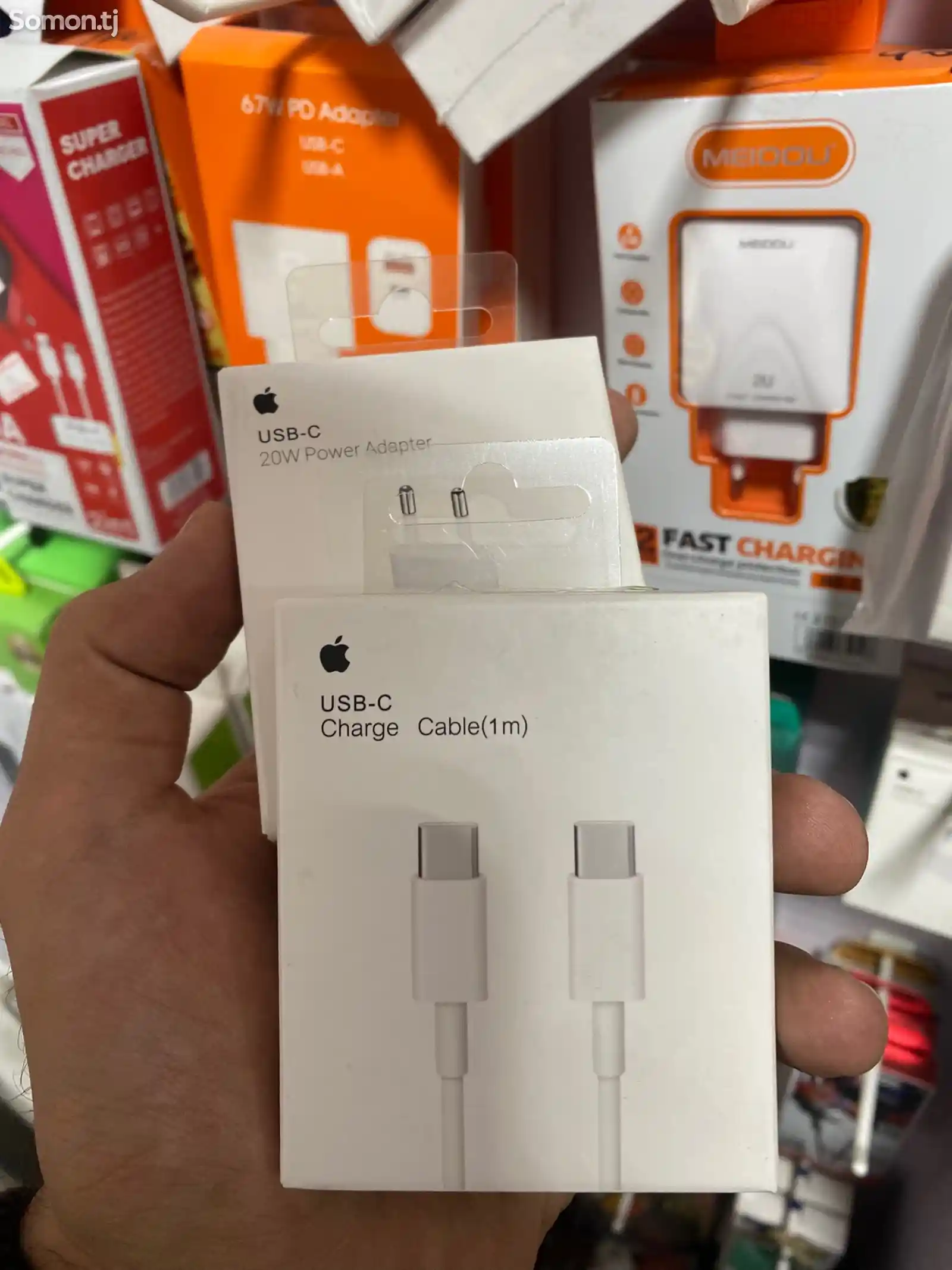 Aдaптер USB-C 20w кабель charge в Подарок-2
