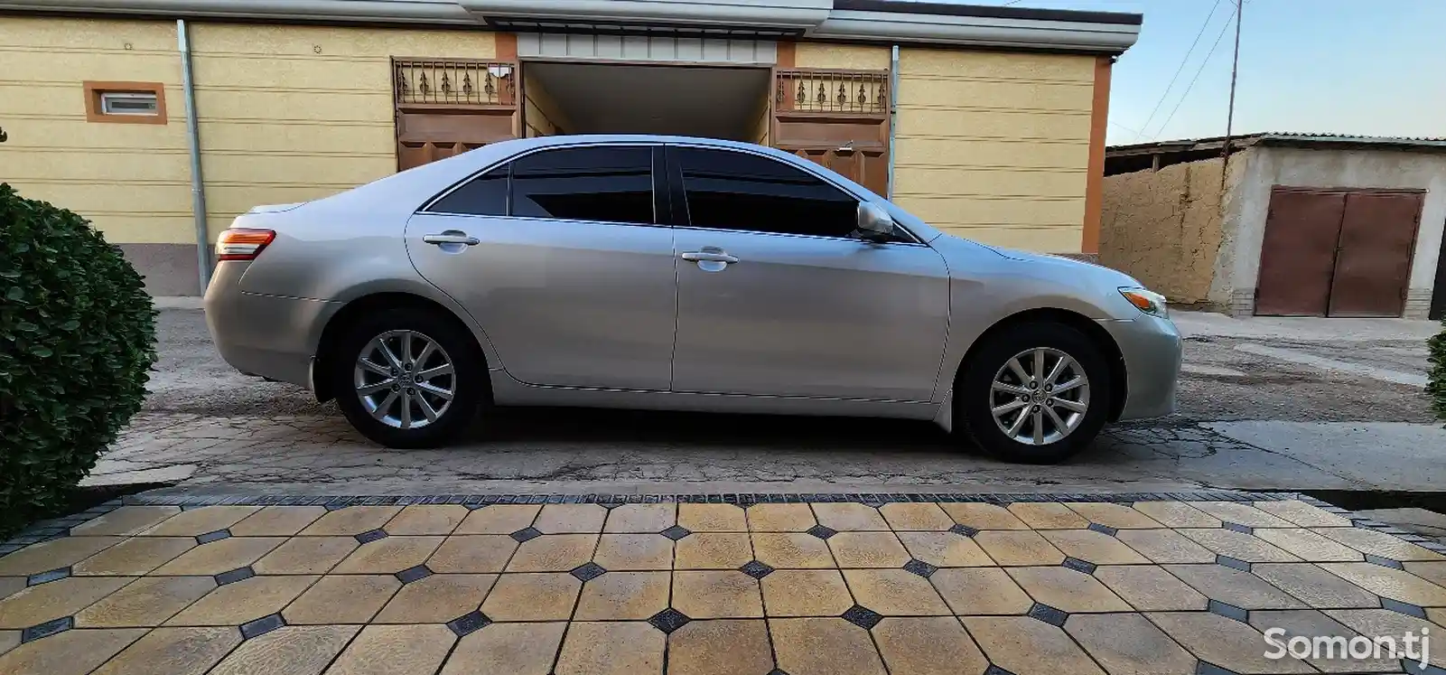 Toyota Camry, 2010-7