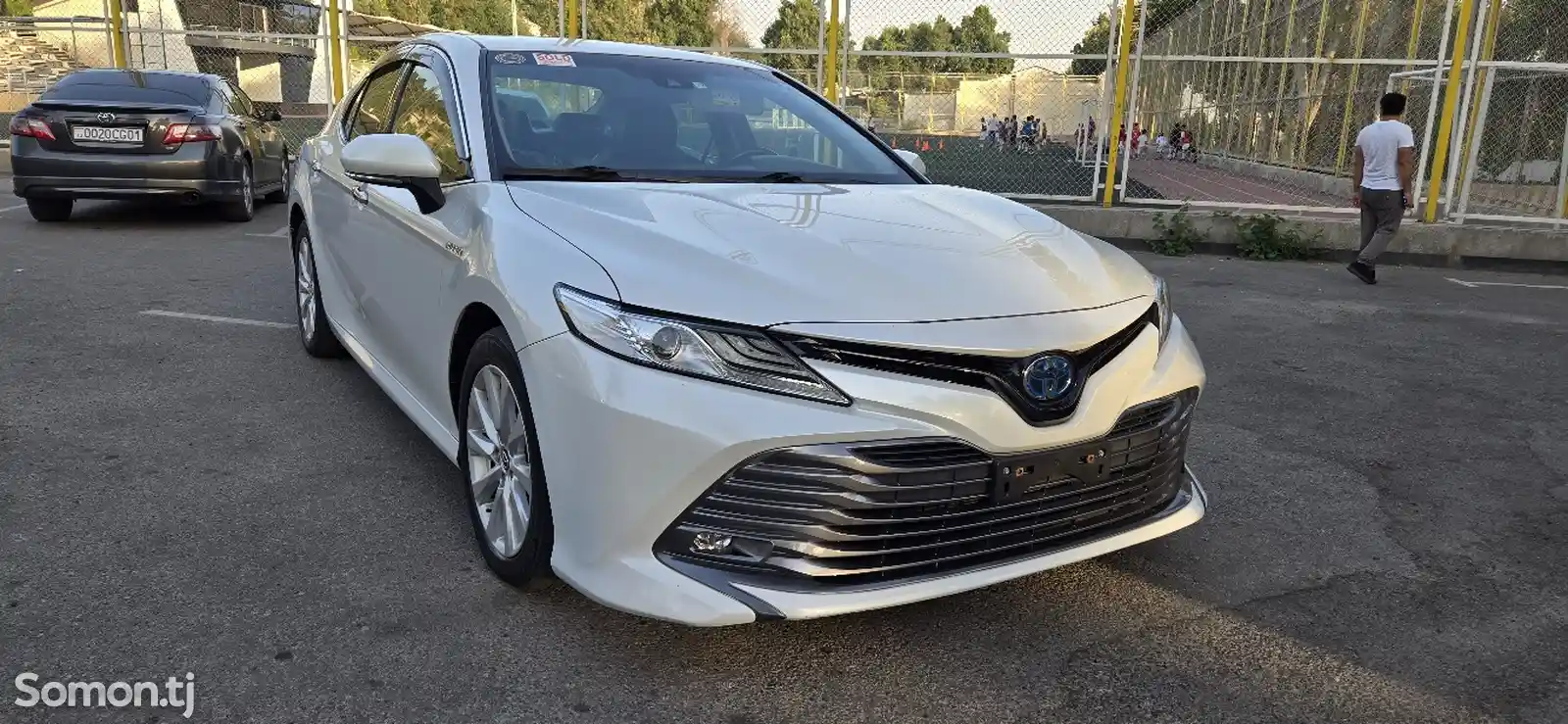 Toyota Camry, 2018-1