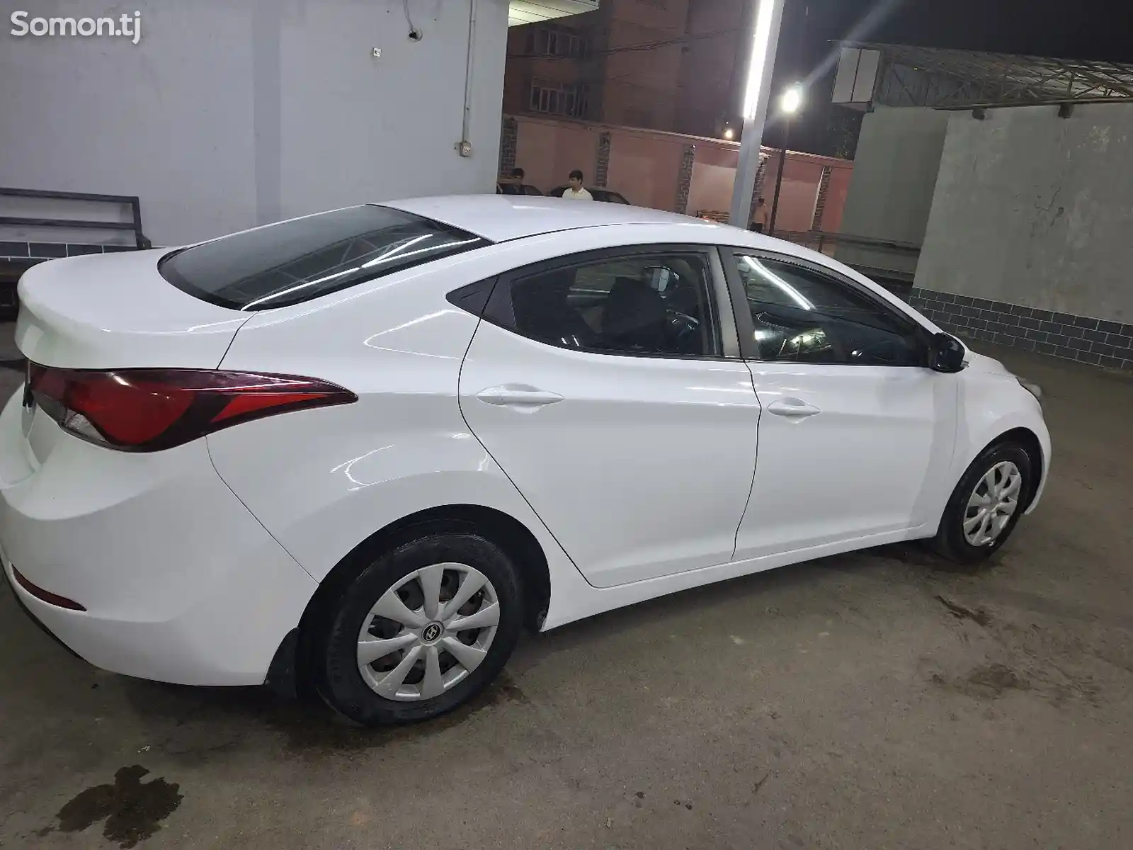 Hyundai Elantra, 2015-4