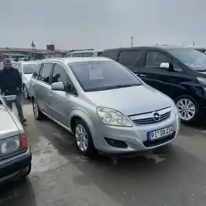 Opel Zafira, 2010