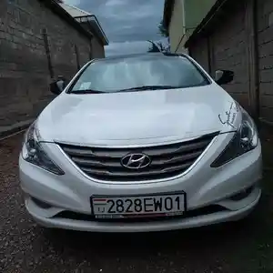 Hyundai Sonata, 2012