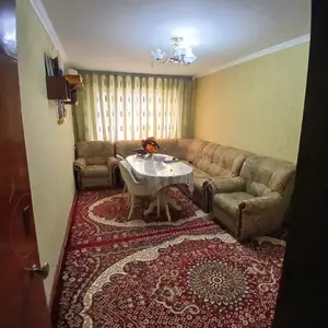 3-комн. квартира, 4 этаж, 85 м², 19 микрорайон