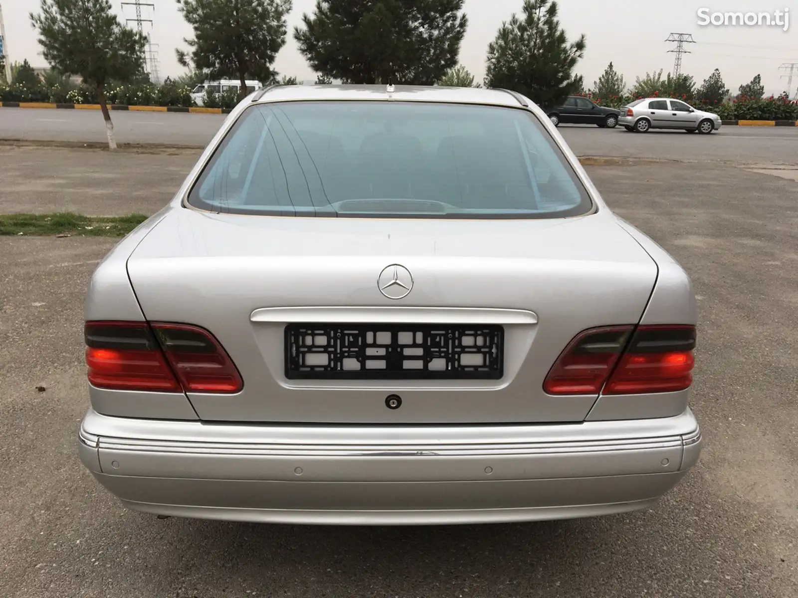 Mercedes-Benz E class, 1999-4