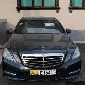 Mercedes-Benz E class, 2012