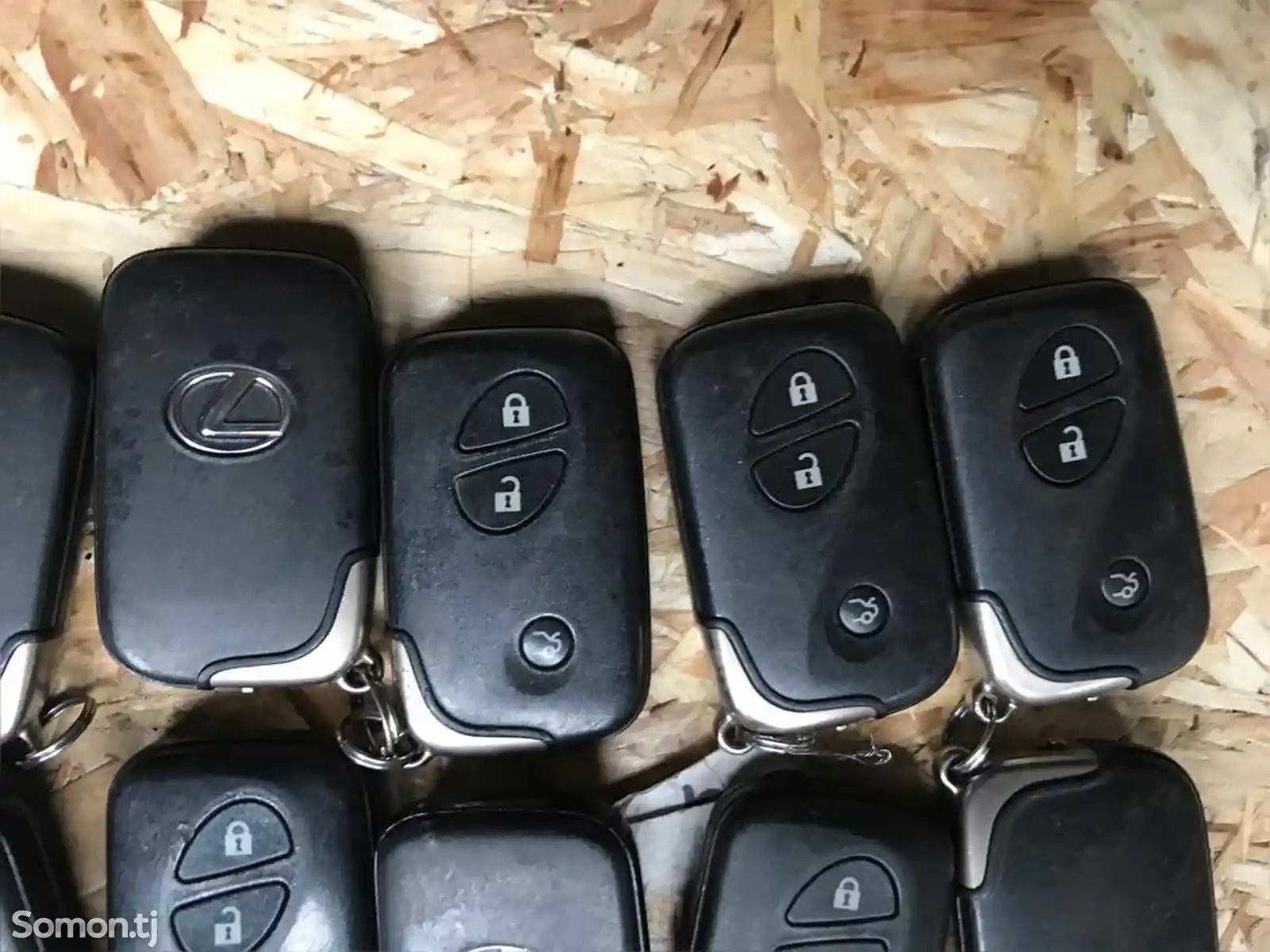 Ключ зажигания от Lexus-5