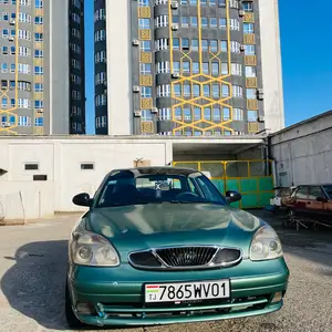 Daewoo Nubira, 1998