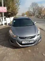 Hyundai Elantra, 2011-2