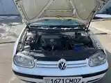 Volkswagen Golf, 1999-2