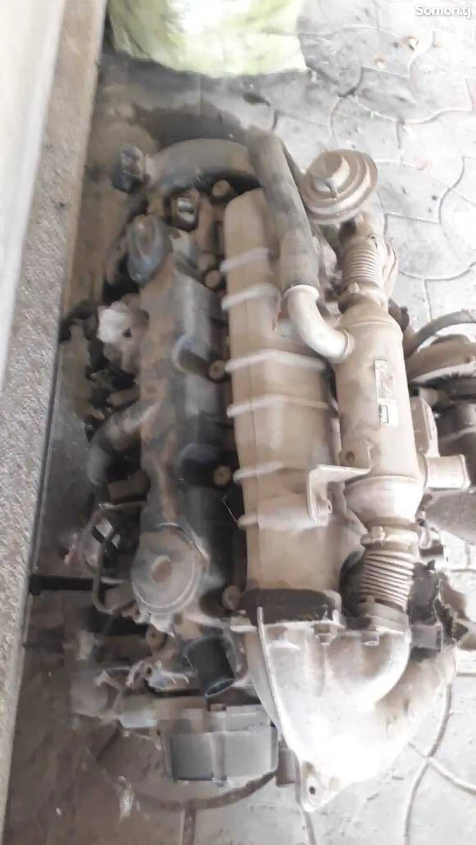 Двигатель от Peugeot-2