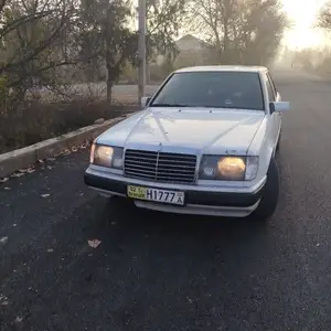 Mercedes-Benz E class, 1991