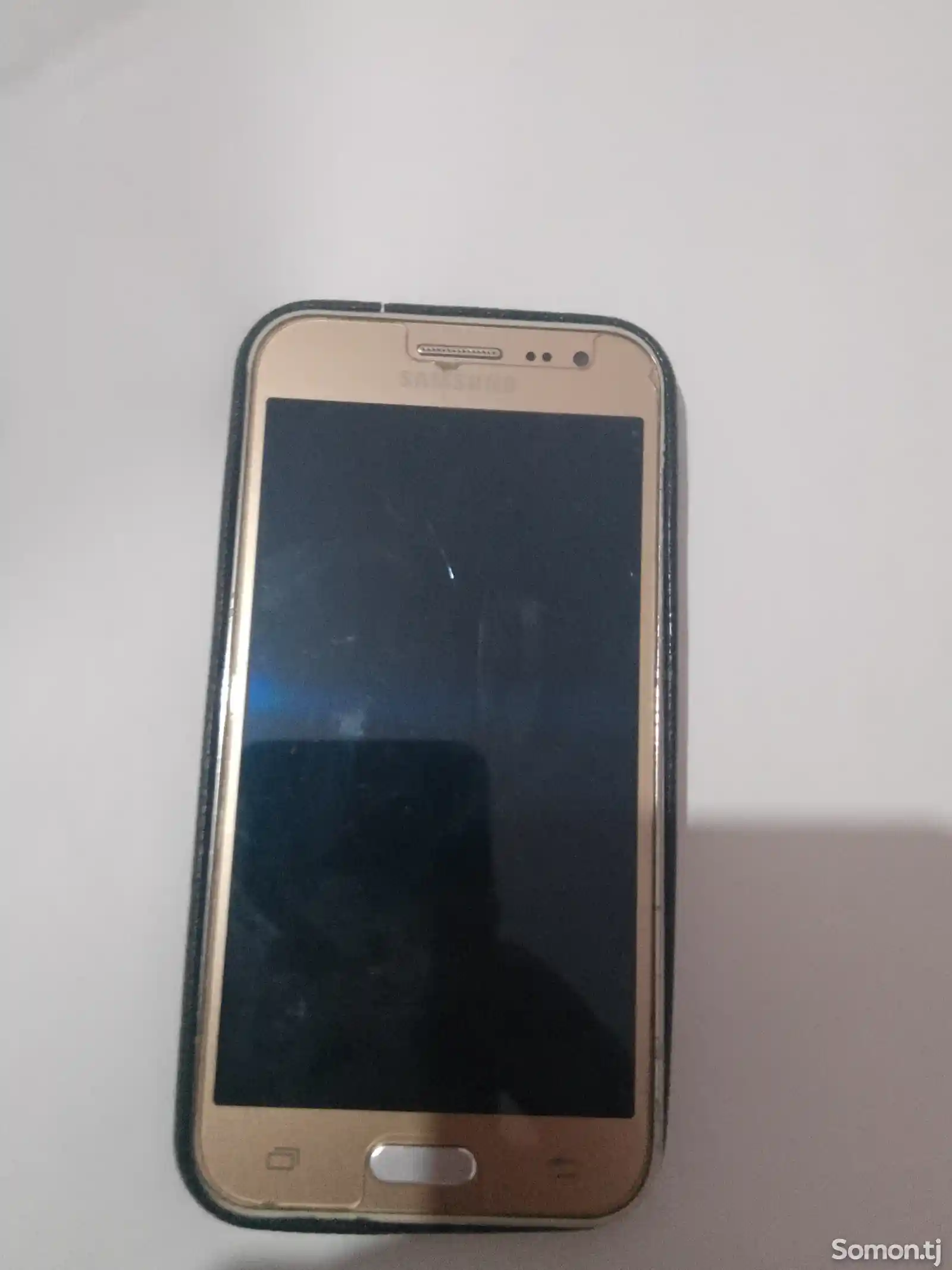 Samsung Galaxy j2-1