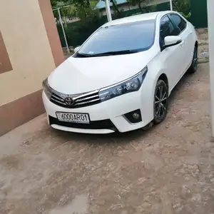 Toyota Corolla, 2015