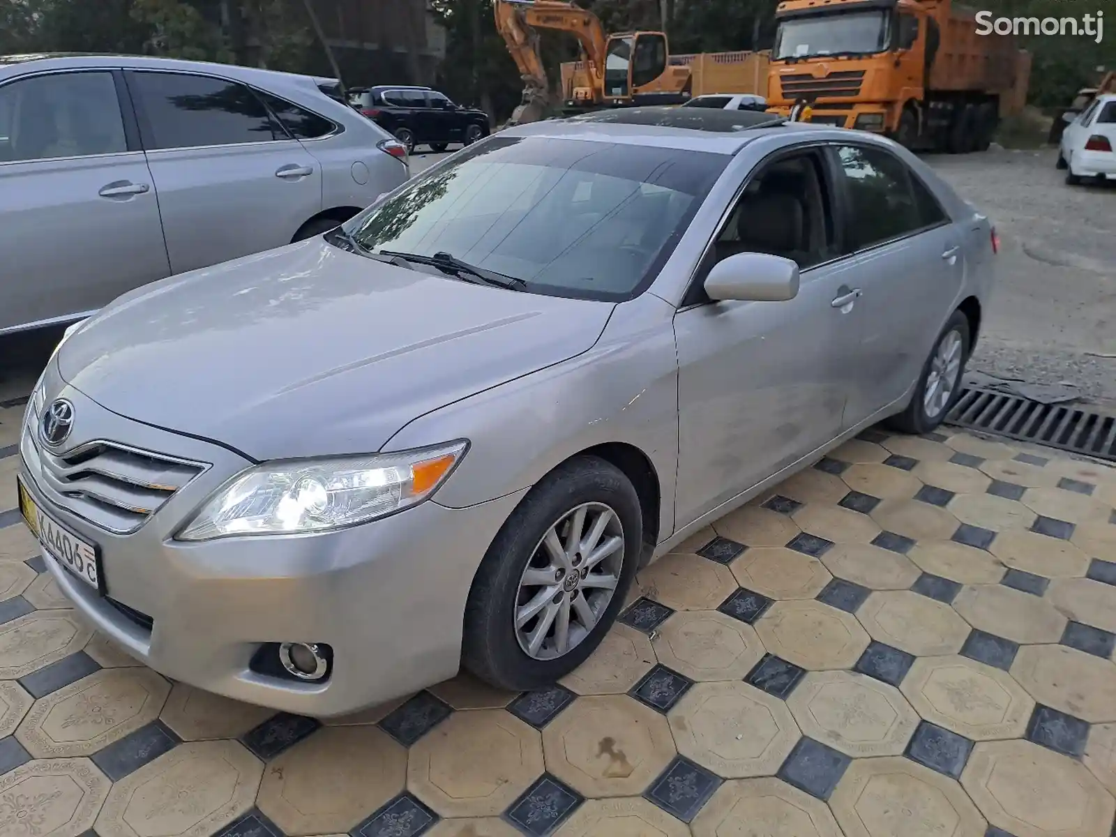 Toyota Camry, 2010-3