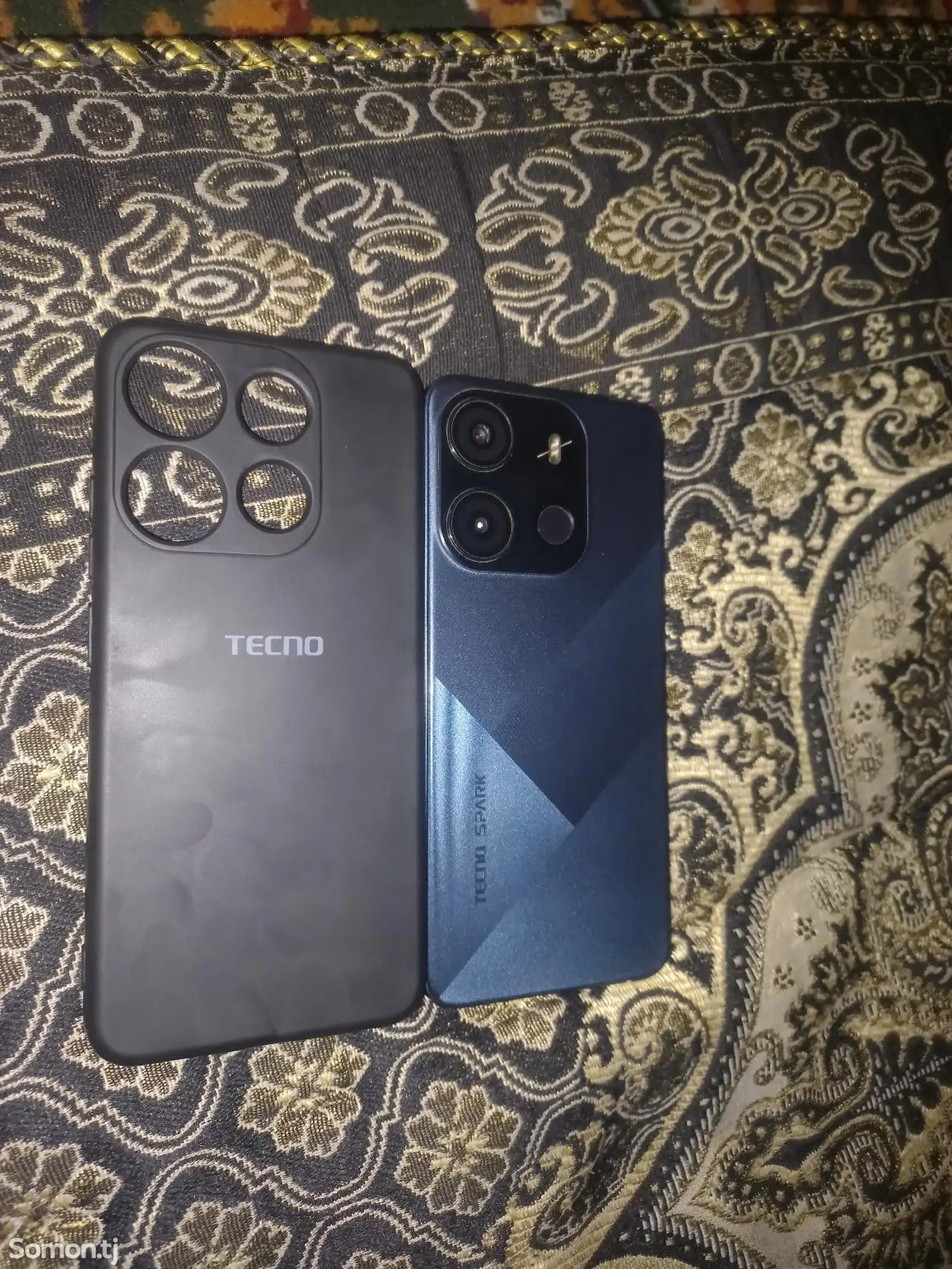 Телефон Tecno-1