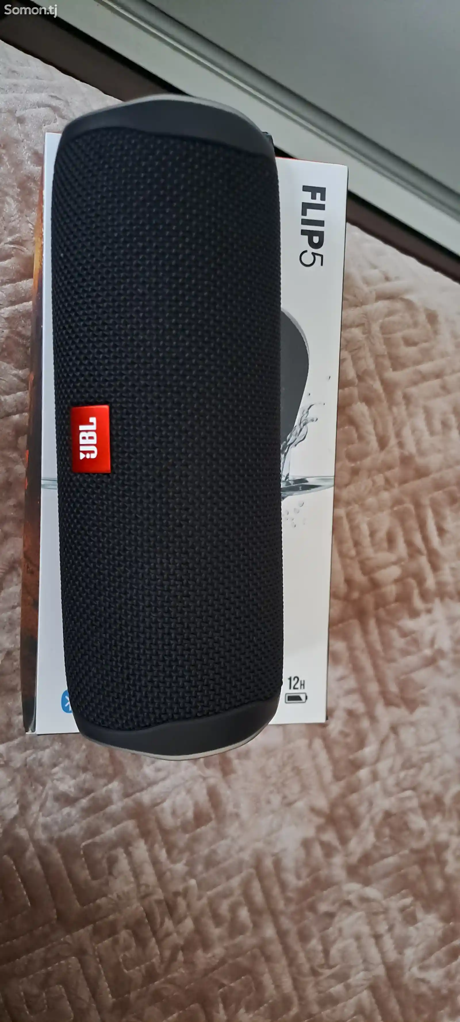 Колонка JBL