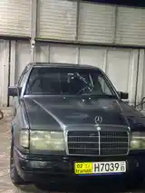 Mercedes-Benz W124, 1989-4