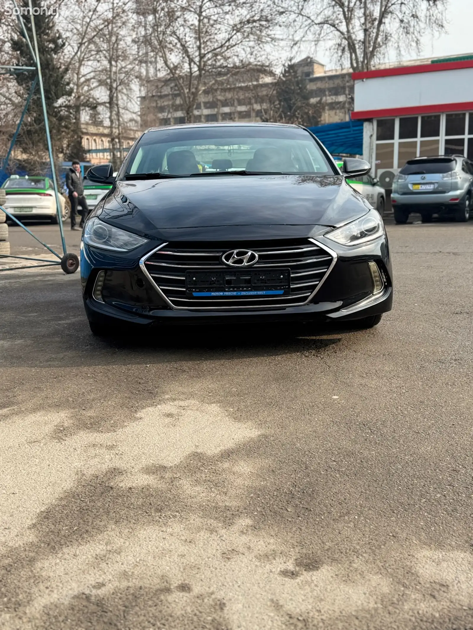 Hyundai Elantra, 2017-1