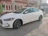 Hyundai Elantra, 2018-3