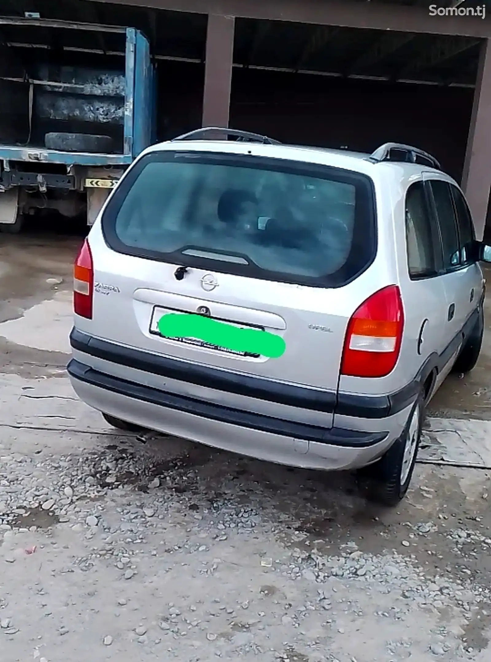 Opel Zafira, 2000-1