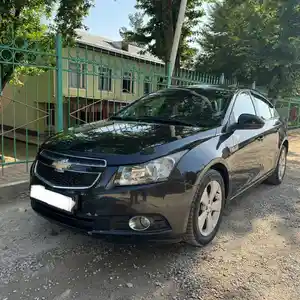 Chevrolet Cruze, 2010