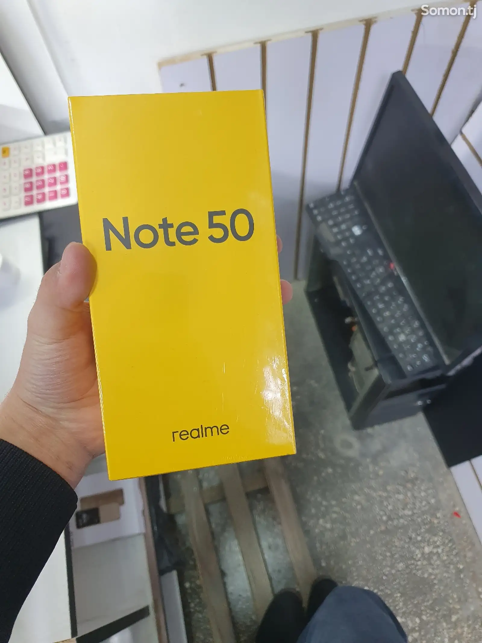 Realmi note 50-1