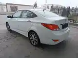 Hyundai Accent, 2015-5