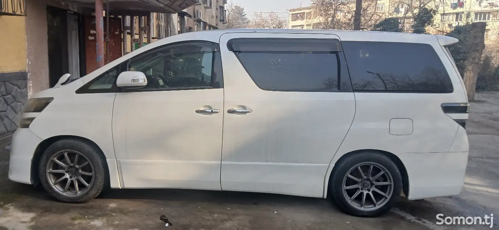 Toyota Vellfire, 2014-1