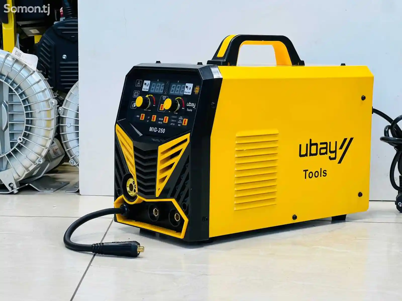 Инверторный сварочный аппарат Ubay-1