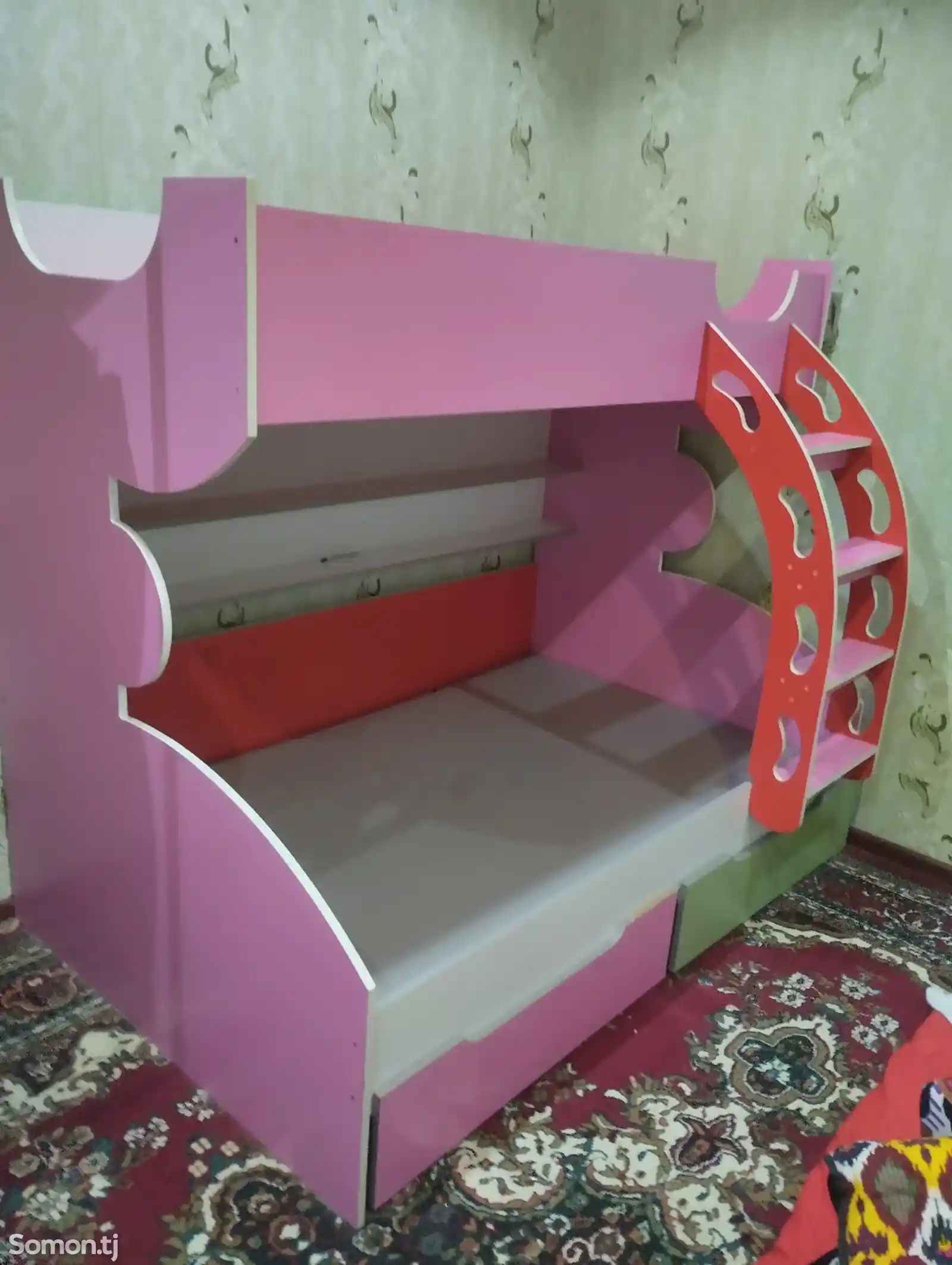 Детская двухъярусная кровать-2