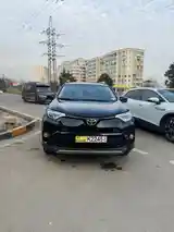 Toyota RAV 4, 2018-6