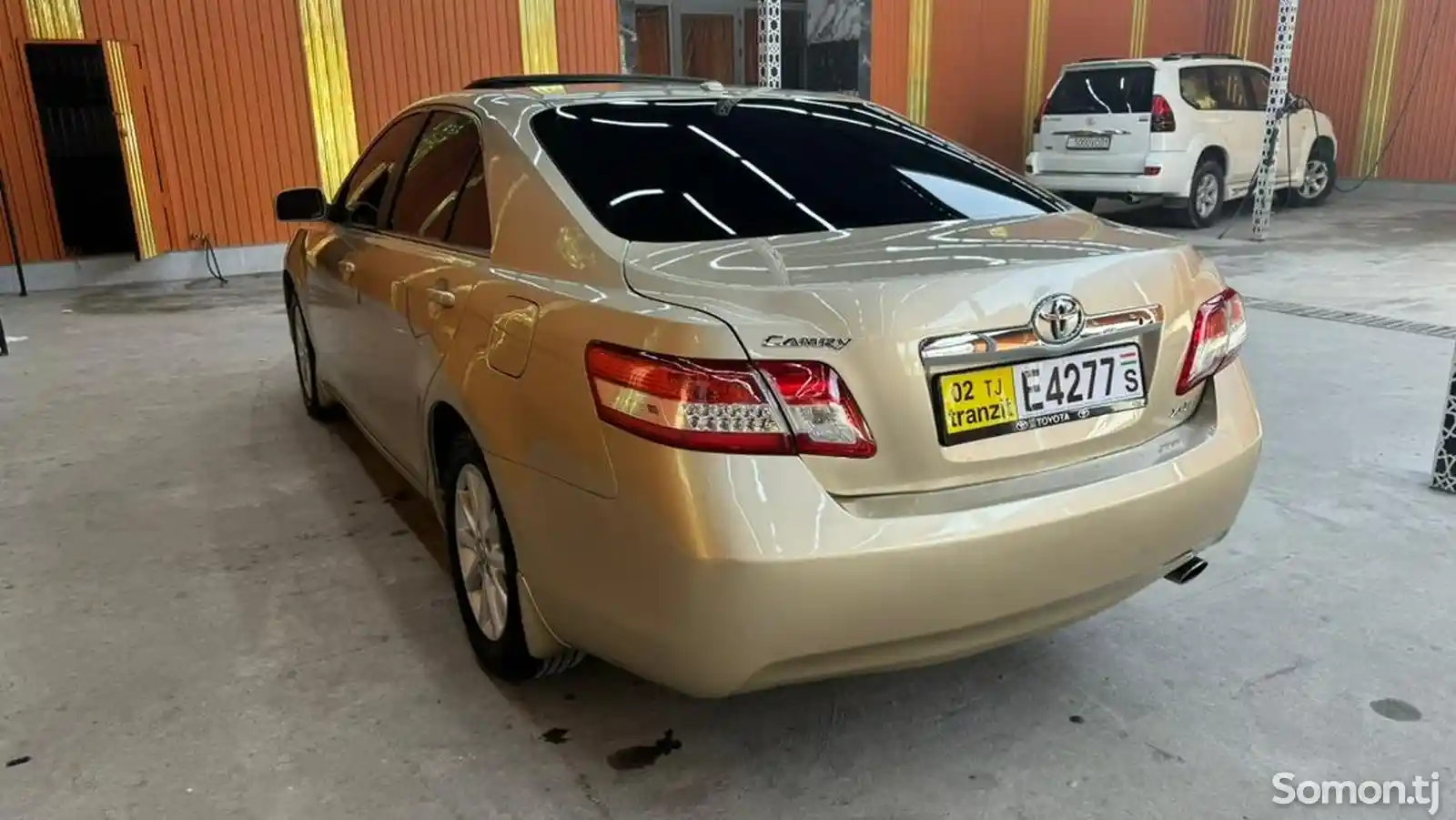 Toyota Camry, 2010-4