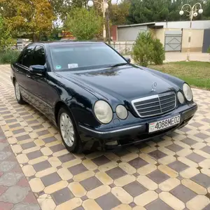 Mercedes-Benz E class, 2001