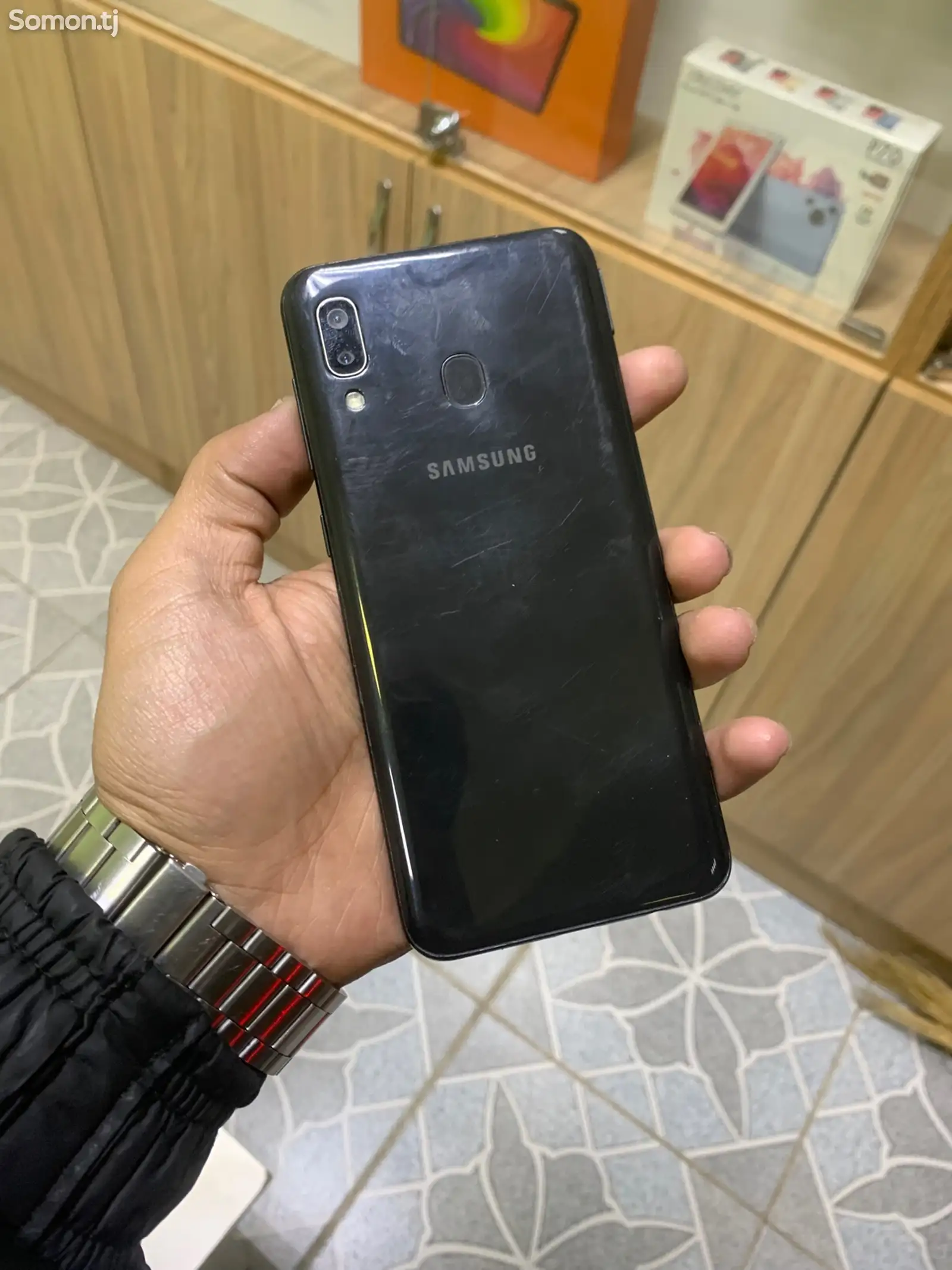 Samsung Galaxy A20-1